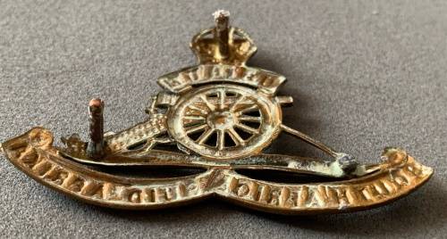 South African World War Two Field Artillery Cap Badge