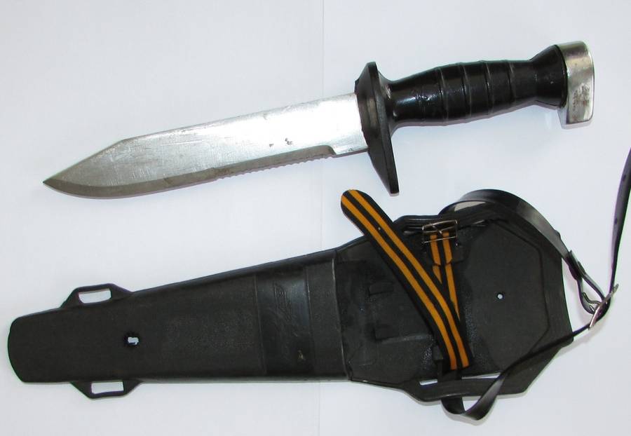Vintage Play Right Divers Knife with Sheath