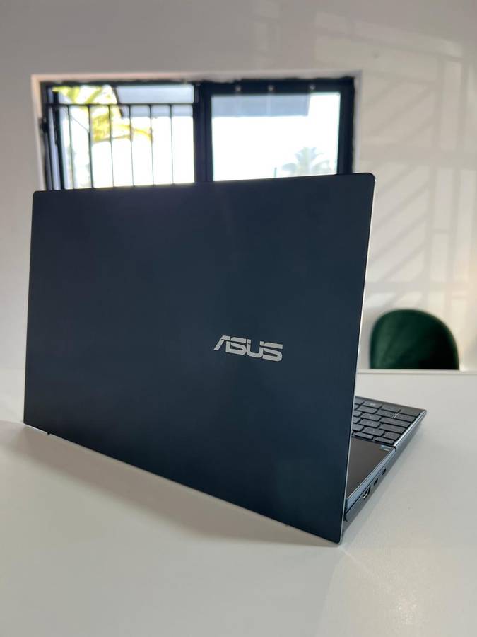 ASUS ZenBook DUO
