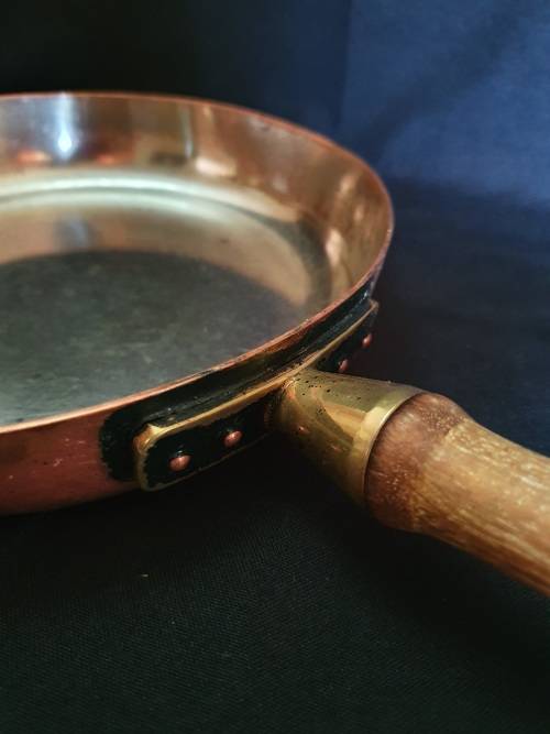Medium Copper Pan