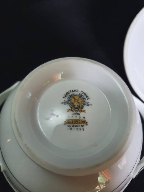 Stunning Noritake Lidded Honey Bowl