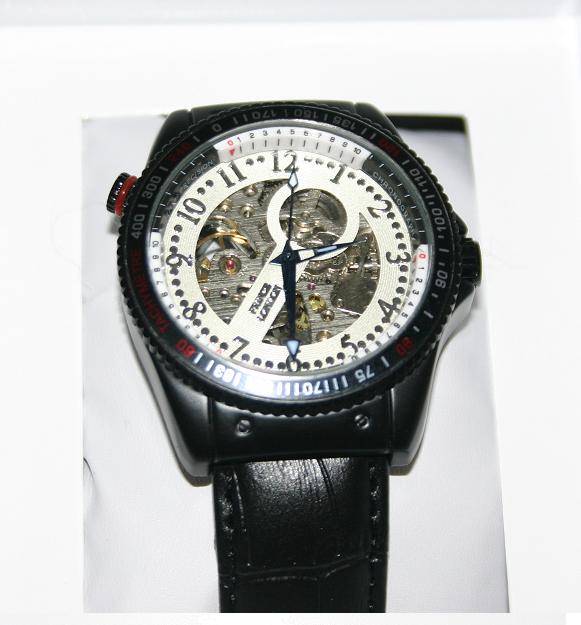 BRAND NEW Mens Designer "AUTOMATIC" watch - From P London