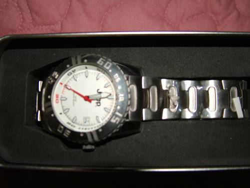GENUINE Brand New Mens JEEP watch - Water resistant - Clearance Stock