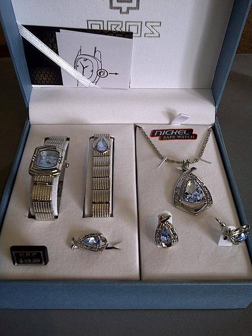 LADIES WATCH GIFT SET - L15