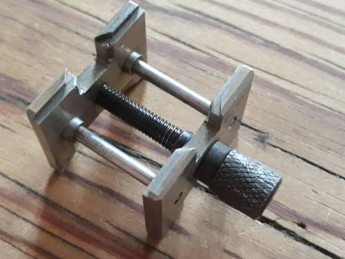 Bergeon 4039 movement holder