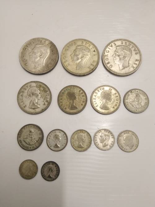 Vintage Coins 145,82 grams