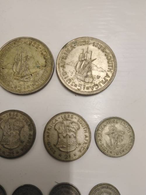Vintage Coins 145,82 grams
