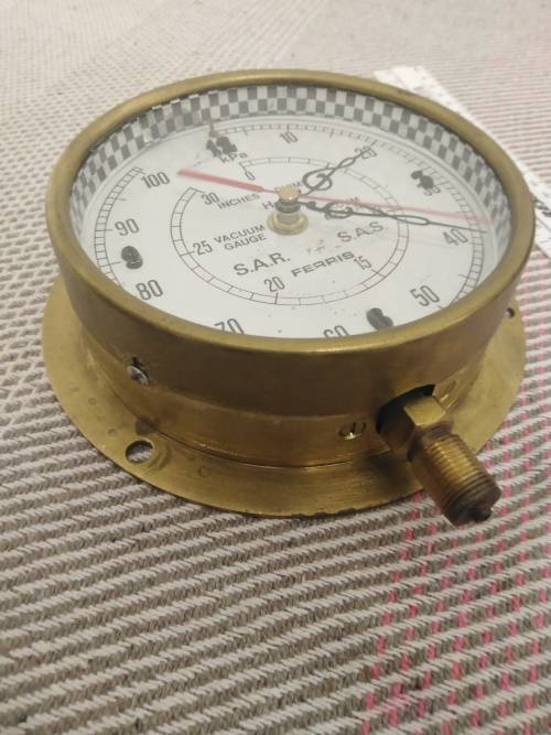 SAR Steam Pressure Gauge Made Into Clock