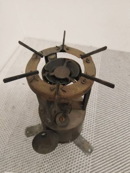 Vintage - US 1945 Coleman WW2 Stove