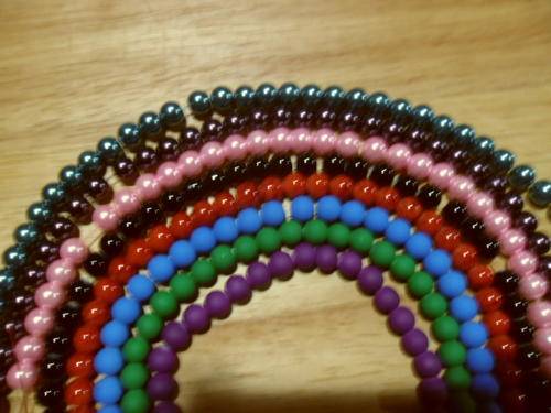 NEW ARRIVALS 400 Beads (bid on all 400) + Free Gift