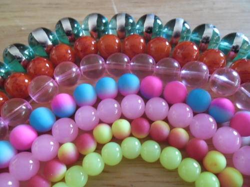 450 Glass Beads (Bid on all 400 get 450) + a free gift