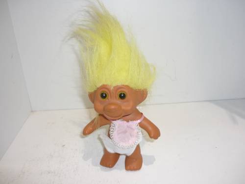 TROLL-COLLECTABLE-12CM TALL