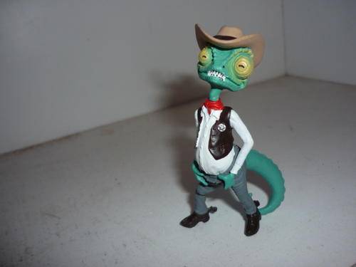 LIZARD COWBOY FIGURINE-BEAUTIFULLY CRAFTED-HARD RUBBER-9CM TALL