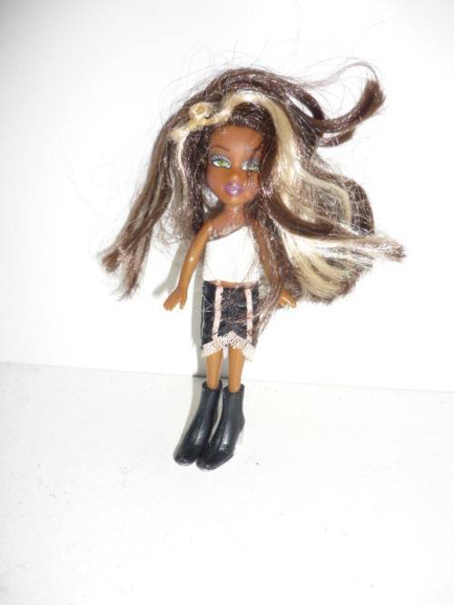 BRATZ DOLL-14CM TALL