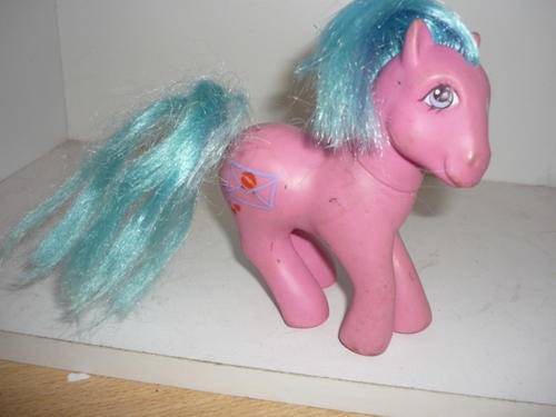 MY LITTLE PONY- KISS AND TELL  -HASBRO-1987