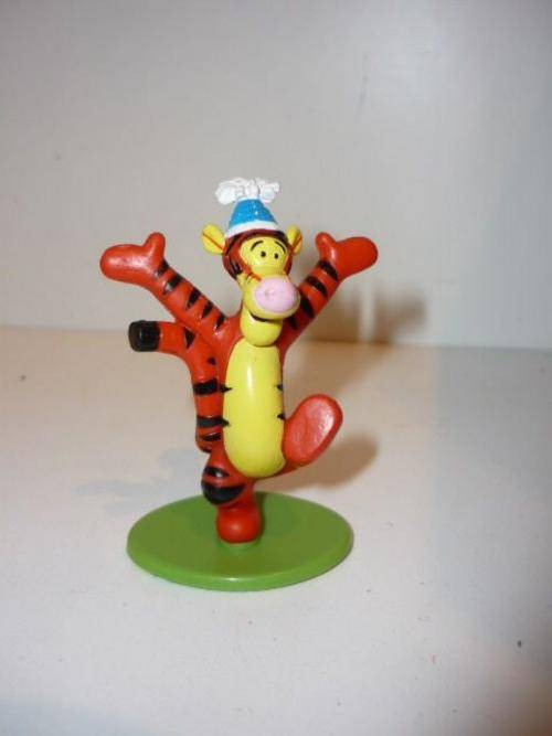 TIGGER-7CM TALL