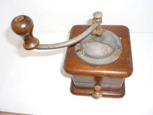 COFFEE GRINDER-WOOD-21CM TALL