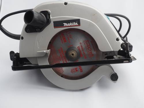 Makita 5704R circular saw AS NEW!!