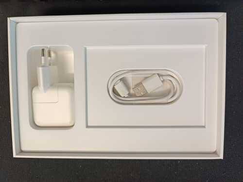 Apple iPad mini A1490 16GB Wi-Fi + Cellular 4G