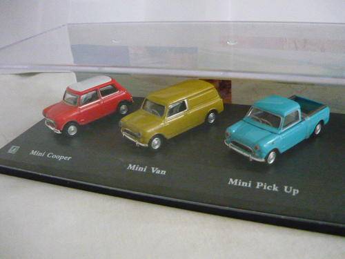 Mini 3 Piece Set , Cararama , 1/72 scale , mint in box