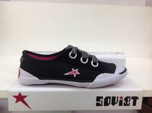 Soviet Hurricane Black/Pink Sneaker