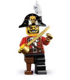 LEGO PIRATE CAPTAIN (Number 15 of 16) SERIES 8 Minifigure !! Sealed In Unopened Packet !!