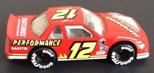 MATCHBOX CHEVROLET LUMINA STOCK CAR !!  RED #12 VARIANT !! Excellent Condition !!