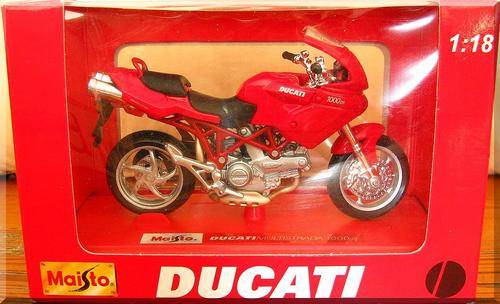 DUCATI MULTISTRADA 1000ds BIKE - 1:18 BRAND NEW AND BOXED!!!
