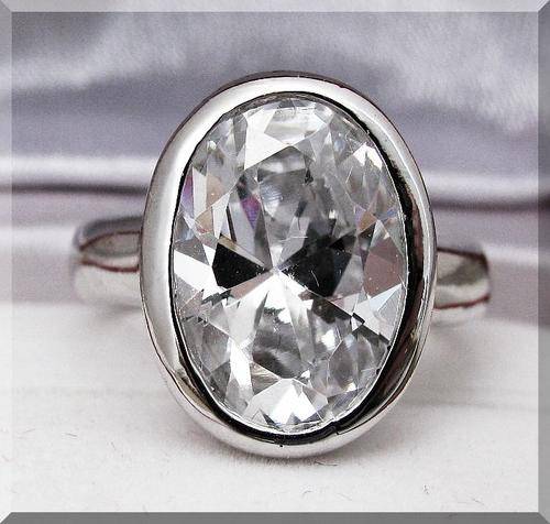 5.80 CTW SUPERBLY CUT OVAL OPULENT DIAMOND ENGAGEMENT RING SIZE 5.5