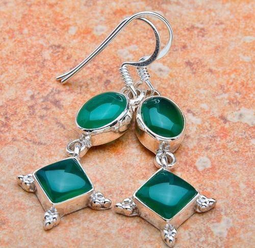 **DIRECT IMPORT!**BEAUTIFUL GREEN ONYX EARRINGS!!! SET IN SOLID STERLING SILVER