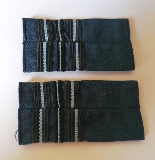 Rhodesian Air Force Squadron Leader`s Slip-on Rank Epaulettes