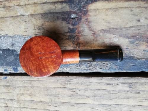 Mario Grandi smoking pipe