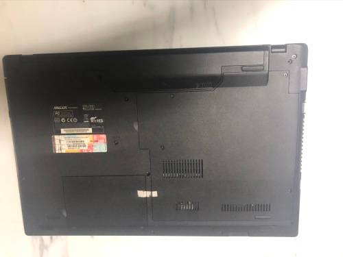 *Late Entry* Mecer Laptop i5, 1TB *Parts or Repair*