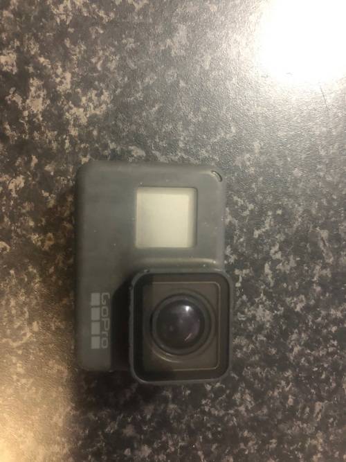 GoPro Hero 5 - *Parts or Repair*