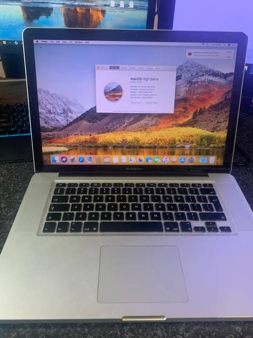 MacBook Pro i7