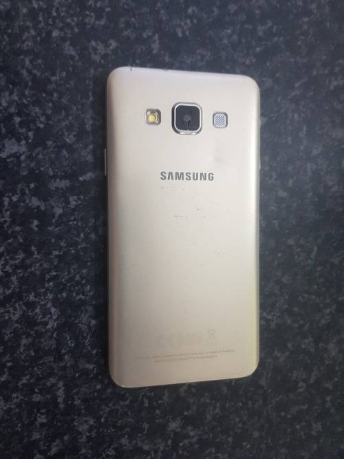 Samsung Galaxy A3 *Parts or repair*