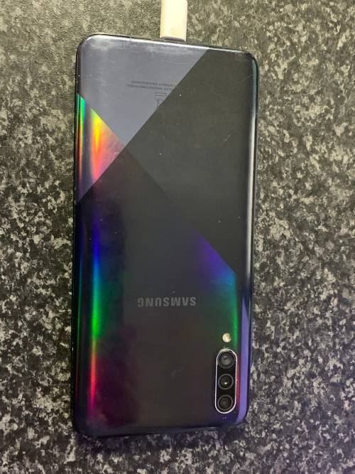 Samsung A30s *Cracked Glass*