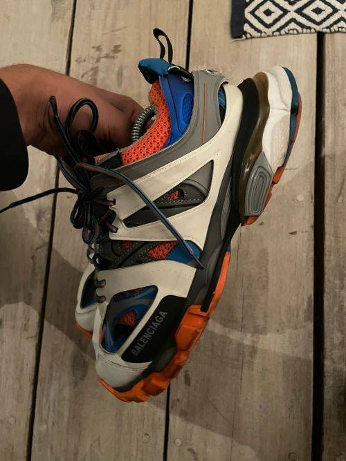 Balanciaga UK 9.5 *Origional* / Late Entry