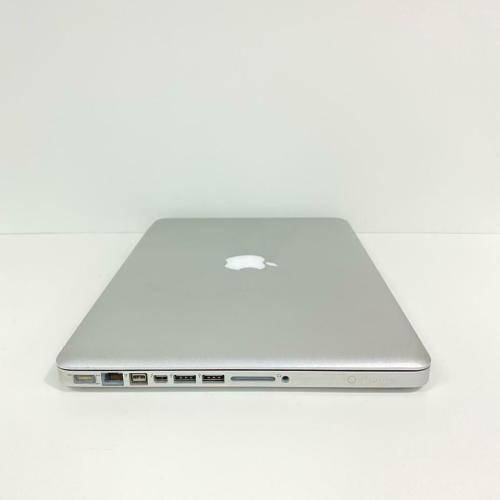 Macbook Pro - i7 / 16GB RAM / 1TB HDD 15`