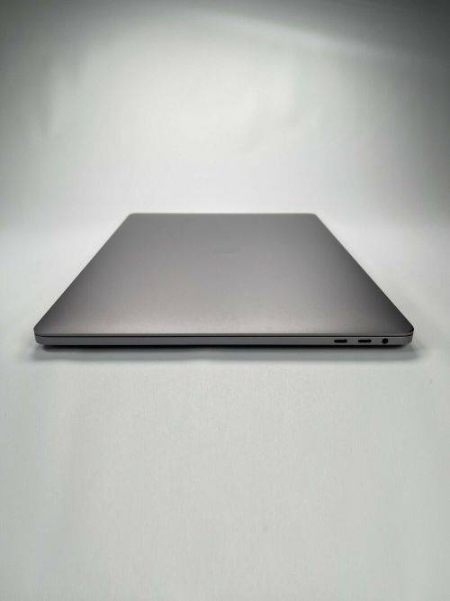 Macbook Pro 2019 - 15` - i9, 1TB SDD *READ*