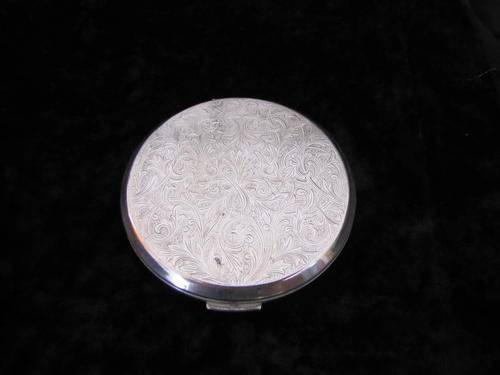 Vintage Stratton Powder Compact