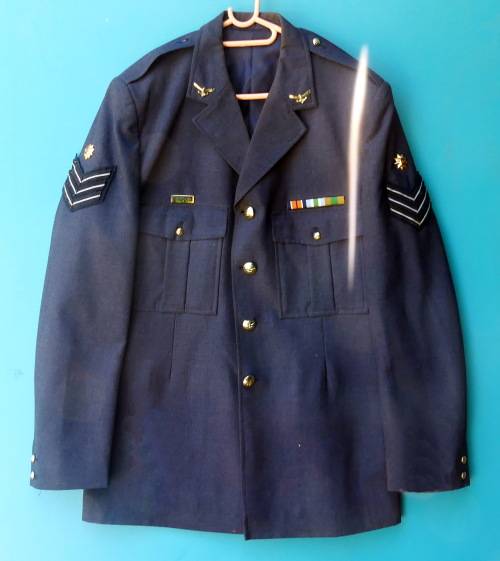 SAAF Formal Jacket -- Stepout Tunic -- 1992 Flight-Sergeant Tunic Buttons Ect -- SA Air Force