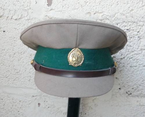 OLD SA Correctional Services Peak Cap -- with metal Cap badge / Gevangenis diens