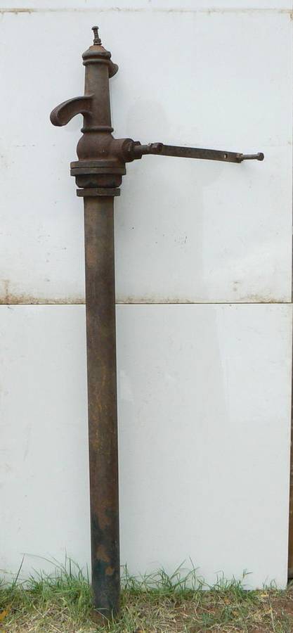 Beautifull Vintage Caltex Oil Pump