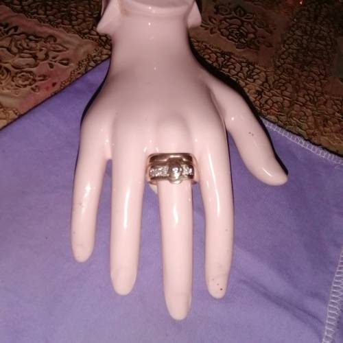 Wow ladies wedding ring set