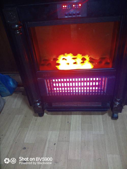 Aim electric fireplace heater
