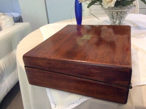Antique oak writing slope in beautiful condition with key