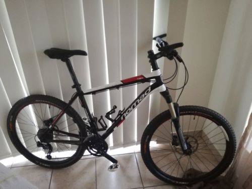 26" Nomad Front Suspension Hard Tail Mountain Bike For Sale