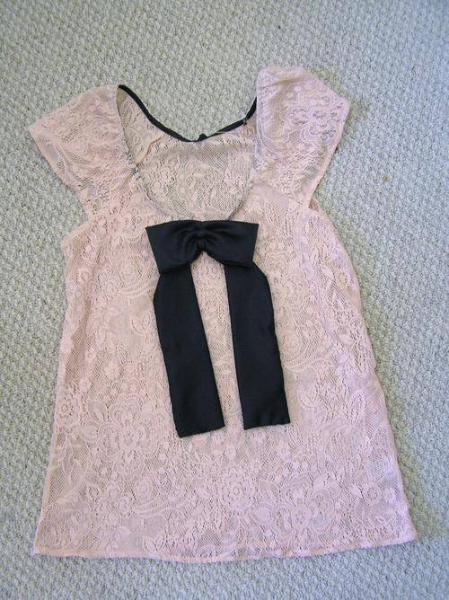 Ladies lace blouse with black bow detail L