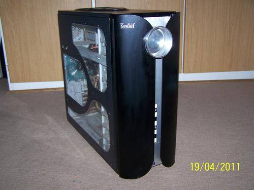 INTEL Q6600,ASUS P5NT M/B,2 GIG MEM,KUNDALF CASE,250 GIG HDD